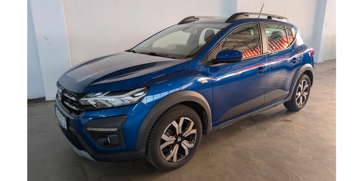 Dacia Sandero 24.000 km 14.590 &euro; Delmenhorst 27751