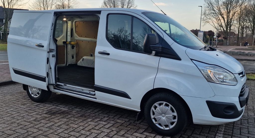Ford Transit Custom 109.000 km 8.890 &euro; Bassum 27211