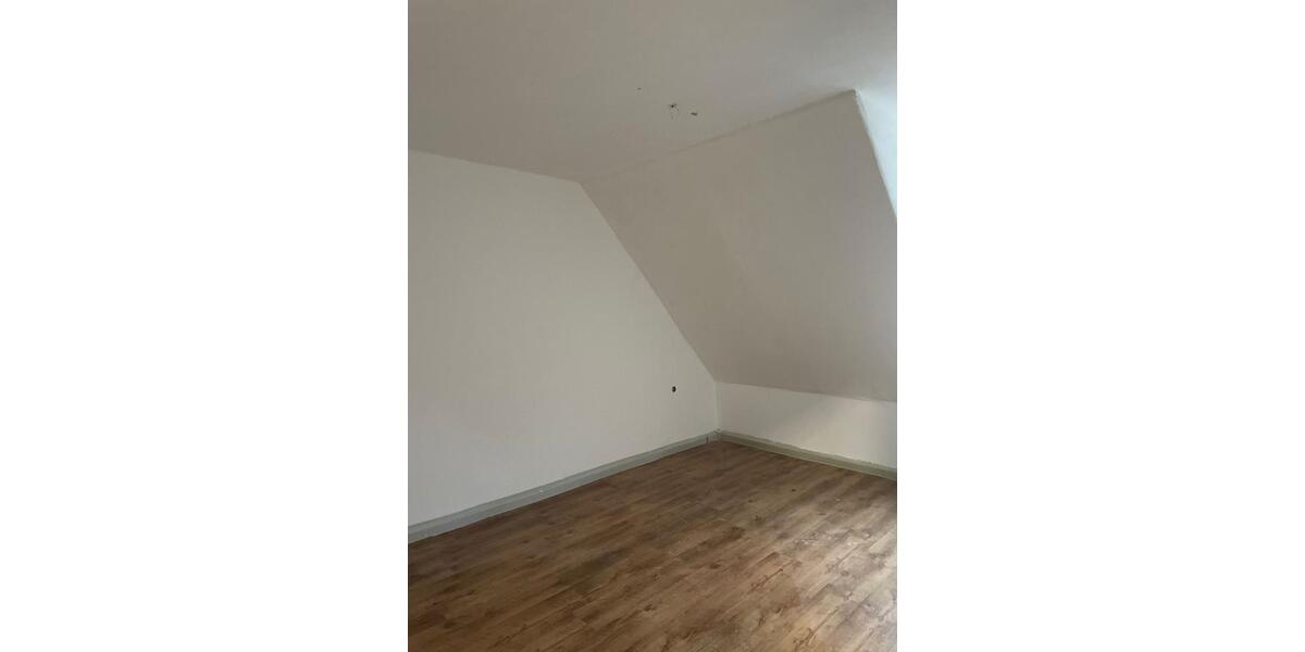 Dachgeschoßwohnung Bremen Neustadt - 3 Zimmer, 51 m&sup2;, 130.000&euro; | Angebot:24601870