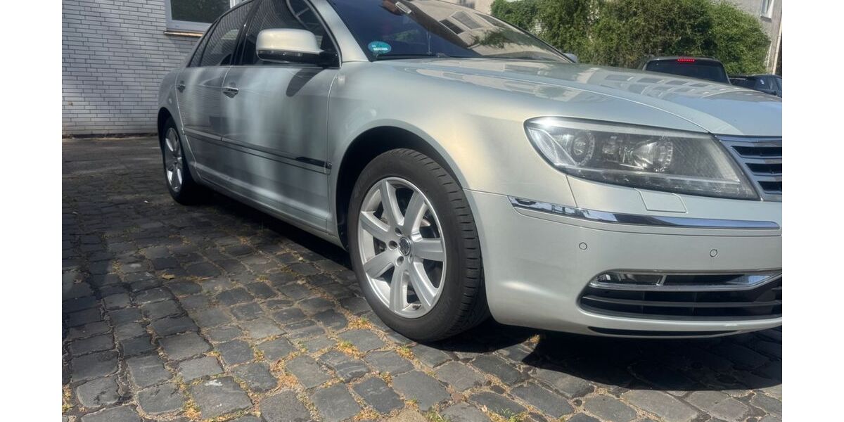 VW Phaeton 203.000 km 9.200 &euro; Bremen 28259