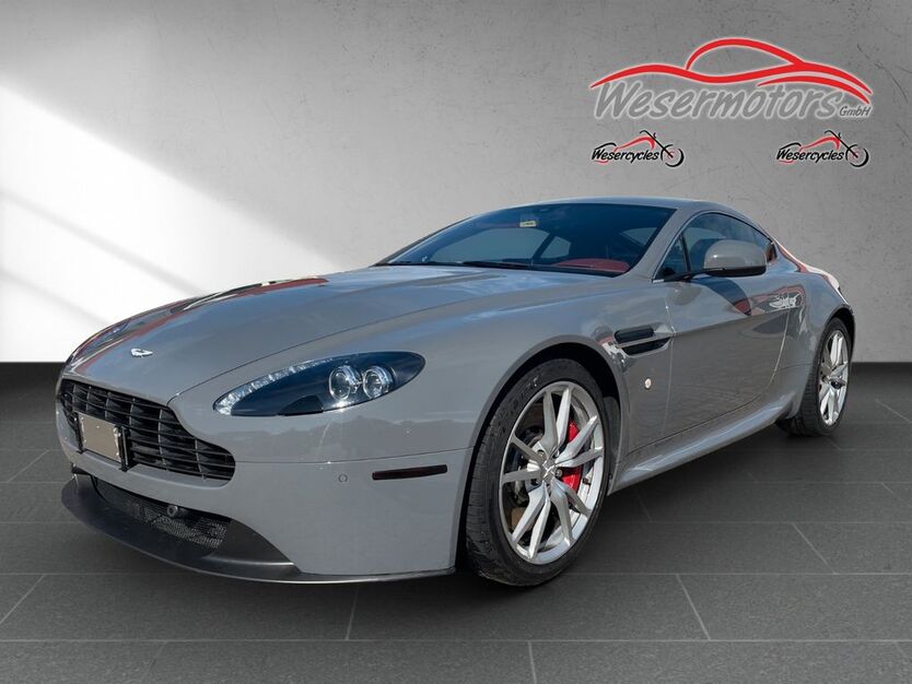 Aston Martin V8 Vantage 33.326 km 65.900 € Bremen 28307