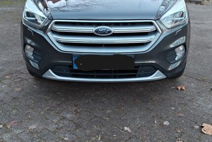 Ford Kuga 126.000 km 12.200 &euro; Bremen 28307