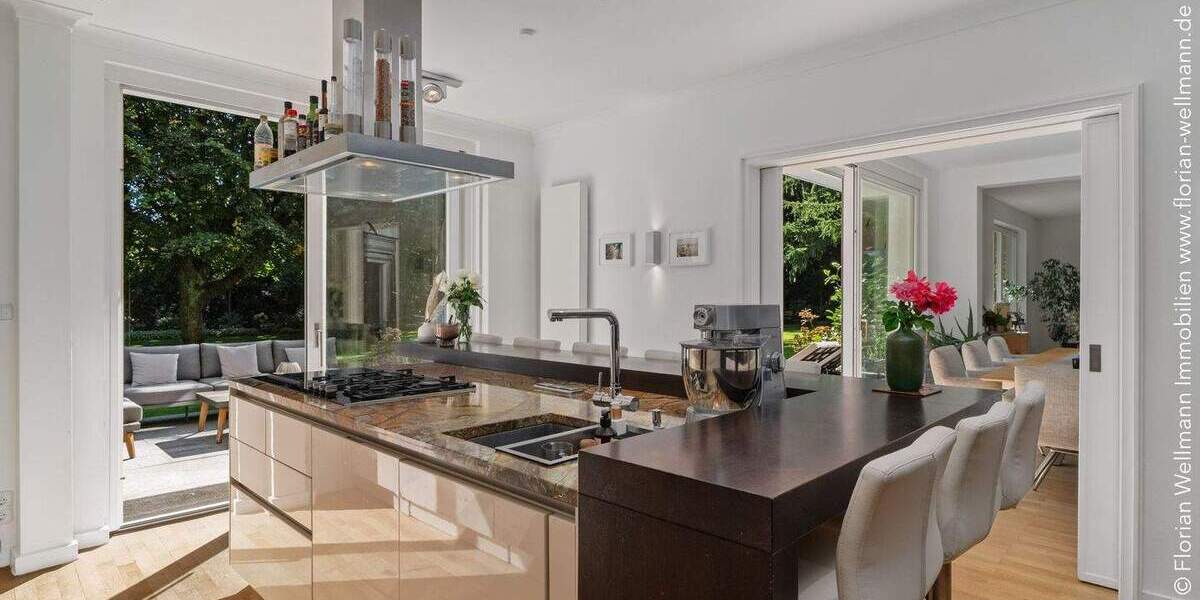 Einfamilienhaus Bremen Oberneuland - 8 Zimmer, 348 m&sup2;, 1.950.000&euro; | Angebot:25676177