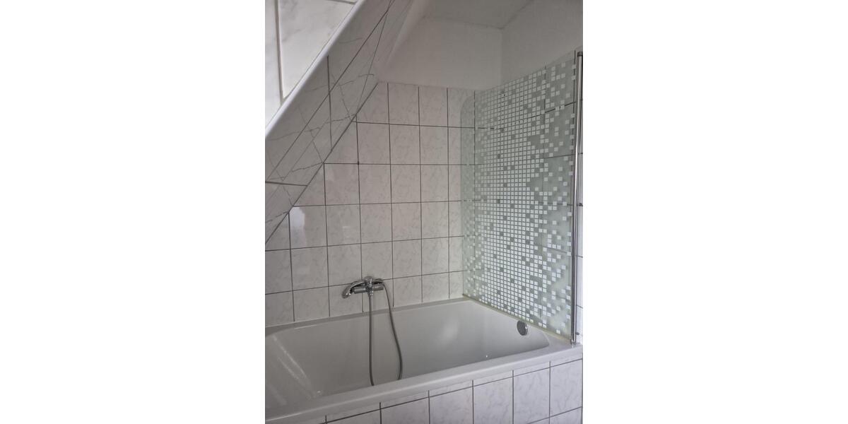 Dachgeschoßwohnung Ganderkesee - 5 Zimmer, 85 m&sup2;, 850&euro; | Angebot:26648691