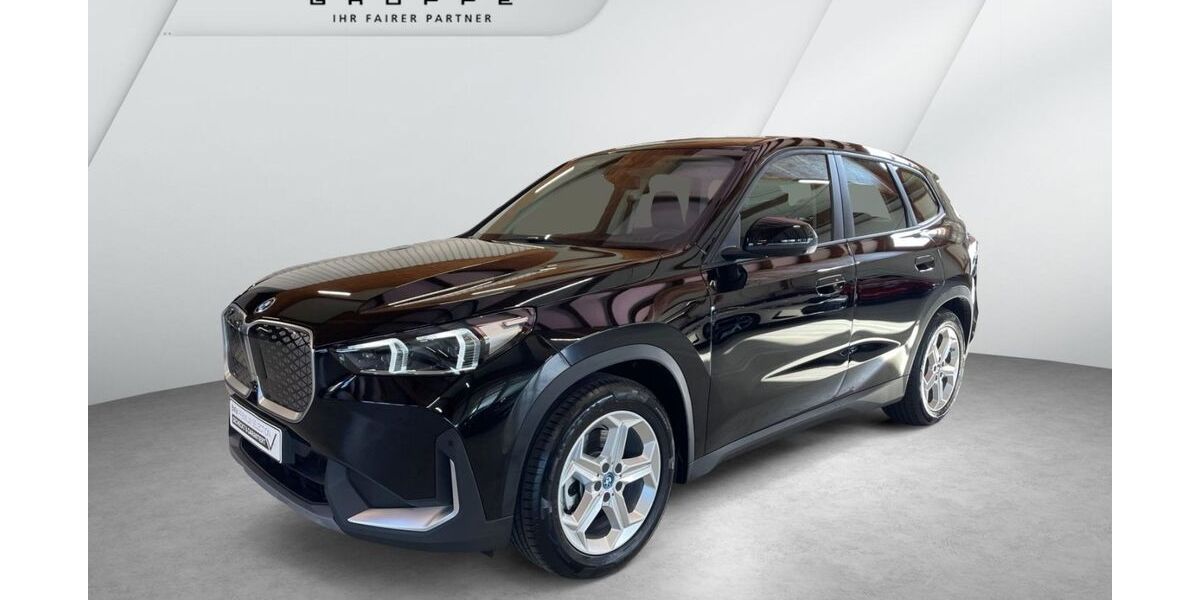 BMW iX1 15.709 km 41.490 &euro; Bremen 28757