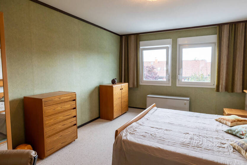 *** liebevolles RMH in ruhiger LAGE mit GARAGE und 6 ZIMMERN *** 6 zimmer