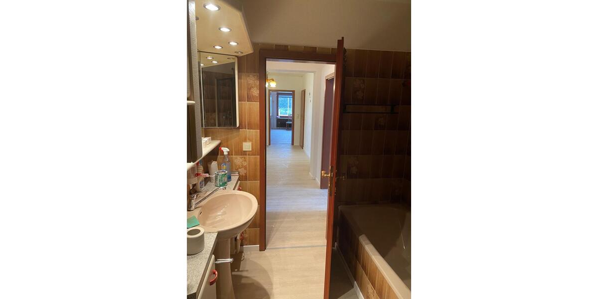 Erdgeschoßwohnung Weyhe - 4 Zimmer, 110 m&sup2;, 1.250&euro; | Angebot:26383564