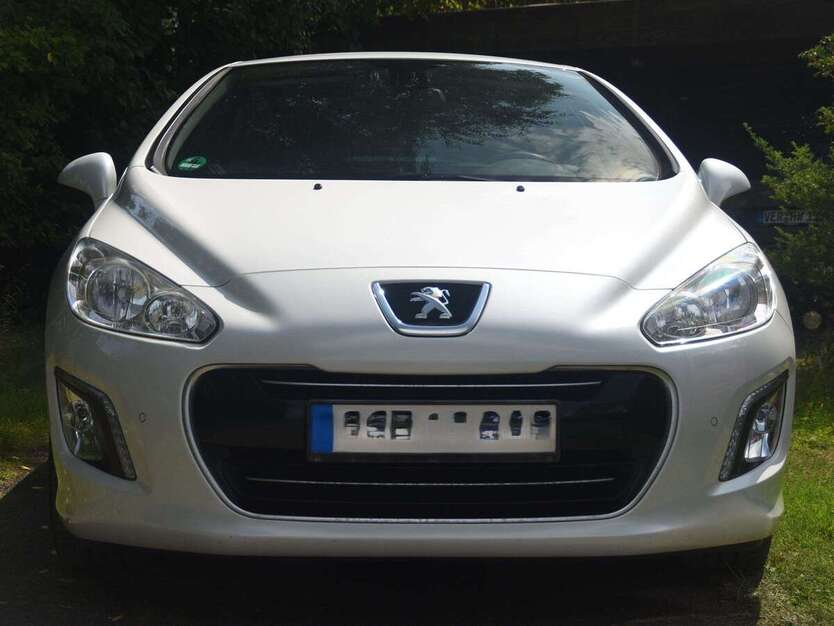 Peugeot 308 112.000 km 7.900 € Oyten 28876