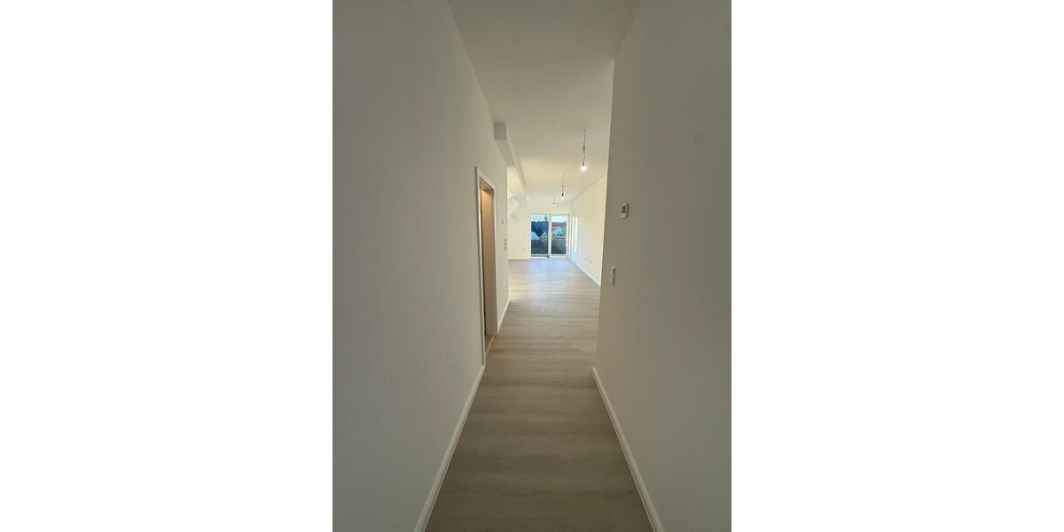 Etagenwohnung Bremen Hemelingen - 1 Zimmer, 65 m&sup2;, 900&euro; | Angebot:26336337