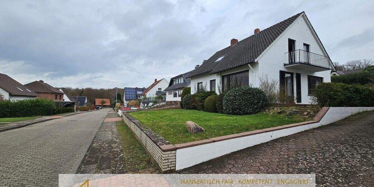 Lage, Lage, Lage. Gute Bausubstanz mir Renovierungsbedarf auf tollem Grundstück. Die TOP-Lage in Syke 6 zimmer