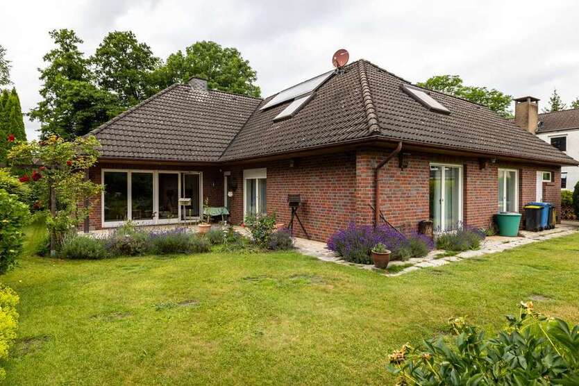 Haus zum Kaufen in Delmenhorst 377.000 € 146 m²