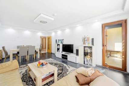 Etagenwohnung Bremen Blumenthal - 3 Zimmer, 83 m&sup2;, 860&euro; | Angebot:26966651
