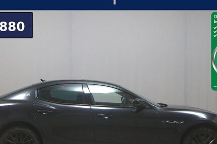 Maserati Ghibli 81.390 km 30.680 &euro; Bremen / Arsten 28279