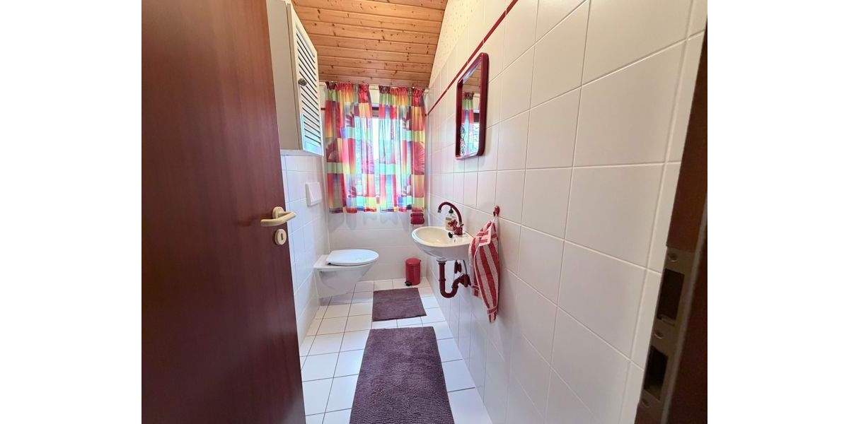 Einfamilienhaus Schwanewede / Neuenkirchen Neuenkirchen - 8 Zimmer, 239 m&sup2;, 319.000&euro; | Angebot:24825783