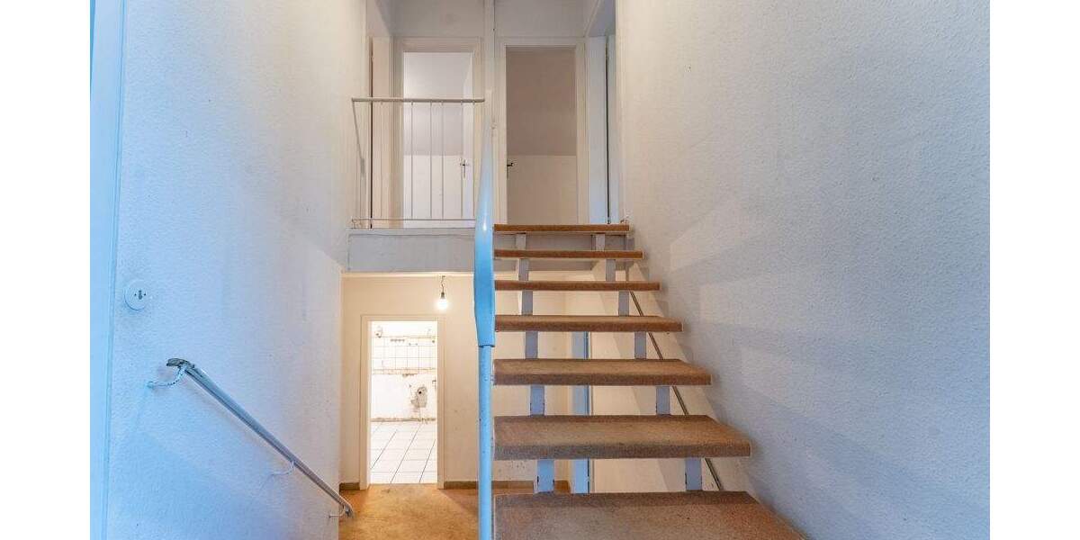 Einfamilienhaus Bremen / Oberneuland Oberneuland - 8 Zimmer, 220 m&sup2;, 499.000&euro; | Angebot:24647809