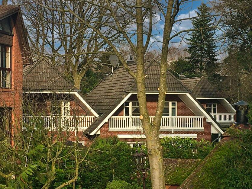 Doppelhaushälfte zu vermieten - mit Garten, Gartenhaus und PKW-Stellplatz