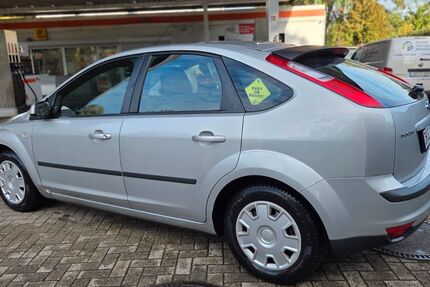 Ford Focus 169.000 km 3.050 &euro; Weyhe 28844