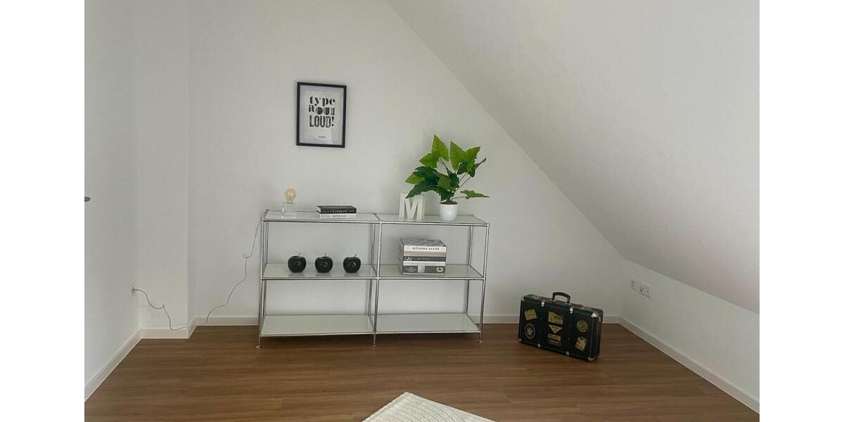 Reihenhaus Ritterhude - 5 Zimmer, 130 m&sup2;, 1.600&euro; | Angebot:25082170