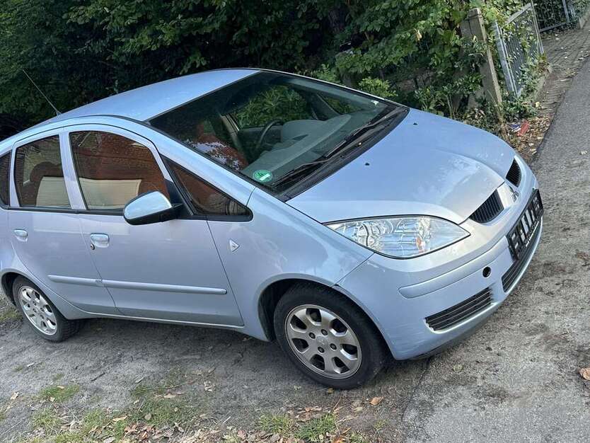 Mitsubishi Colt 106.000 km 2.000 € Hude 27798