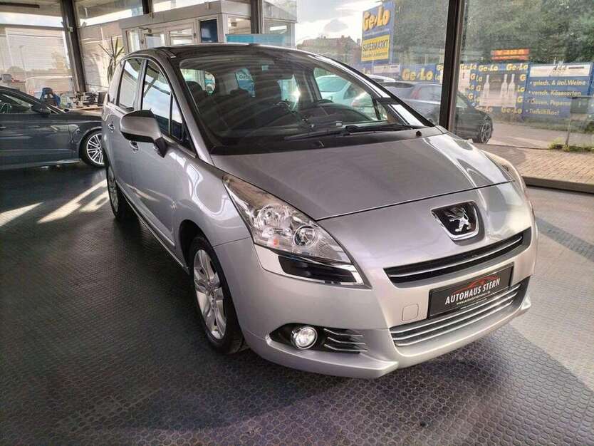 Peugeot 5008 202.500 km 5.300 € Bremen 28201