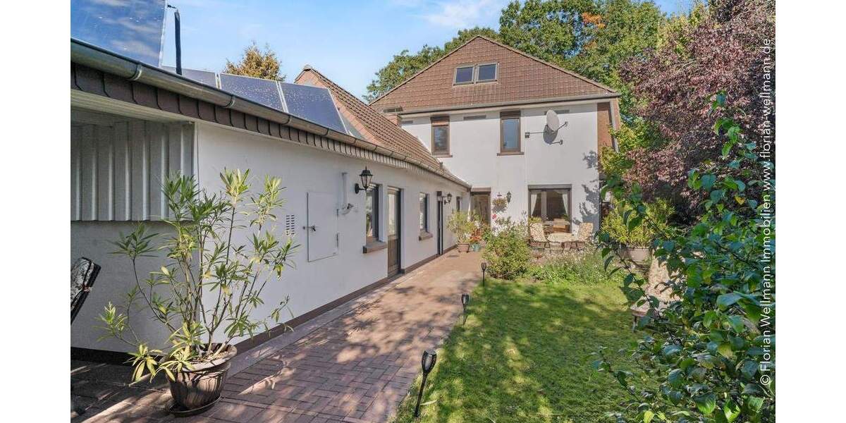 Oyten - Bassen | Gepflegtes Einfamilienhaus mit viel Platz, zwei Terrassen, großem Garten und Doppelgarage in idyllischer Ortsrandlage 7 zimmer