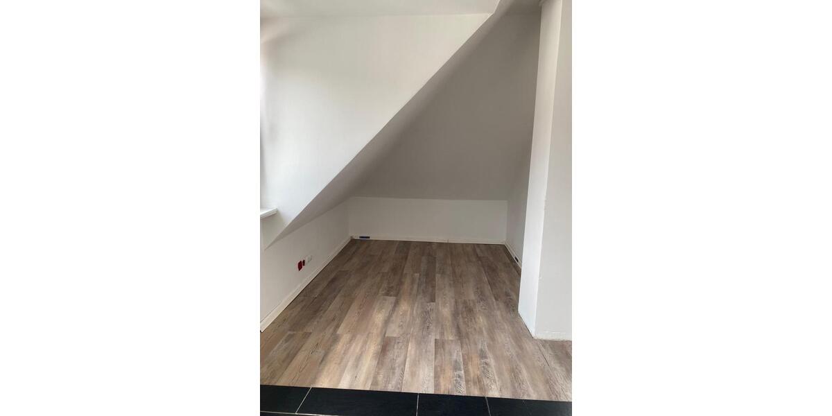Dachgeschoßwohnung Bremen Burglesum - 1.5 Zimmer, 38 m&sup2;, 659&euro; | Angebot:26337829