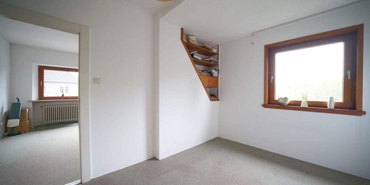 Doppelhaushälfte Bremen Blumenthal - 7 Zimmer, 154 m&sup2;, 270.000&euro; | Angebot:25669636