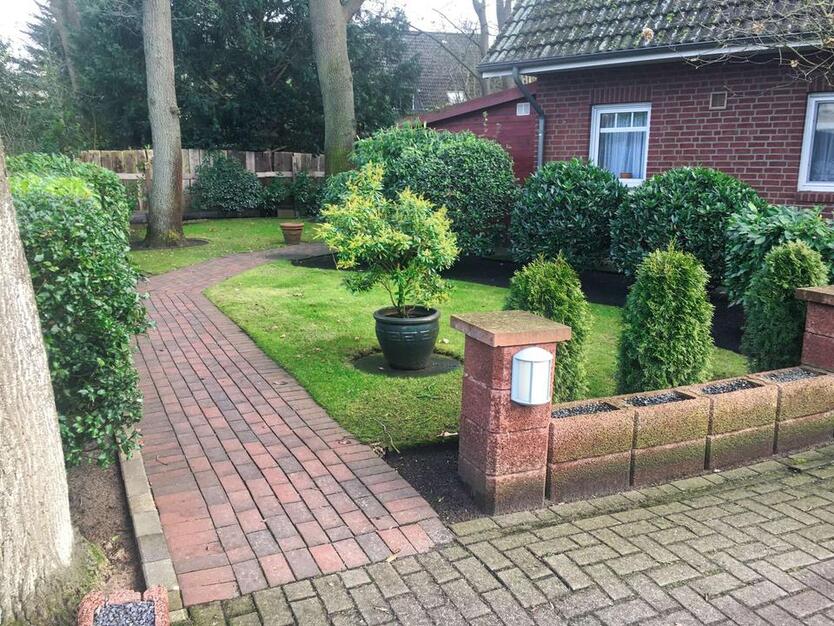 Doppelhaushälfte zu vermieten - mit Garten, Gartenhaus und PKW-Stellplatz