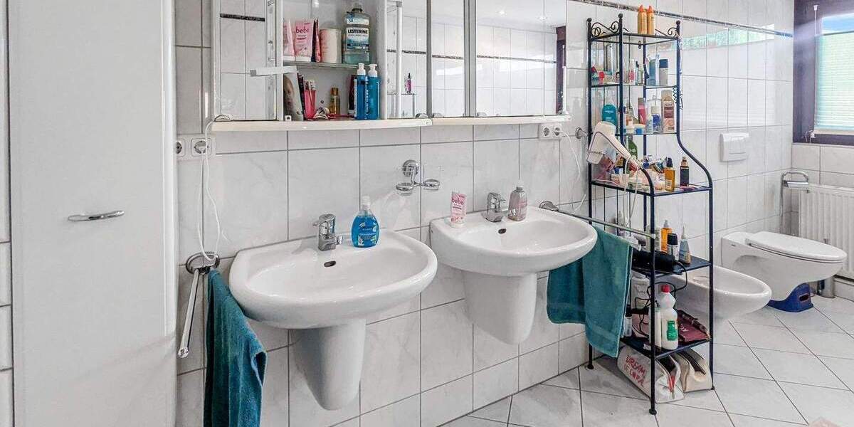 Doppelhaushälfte Bremen Oberneuland - 4 Zimmer, 154 m&sup2;, 469.000&euro; | Angebot:24656008