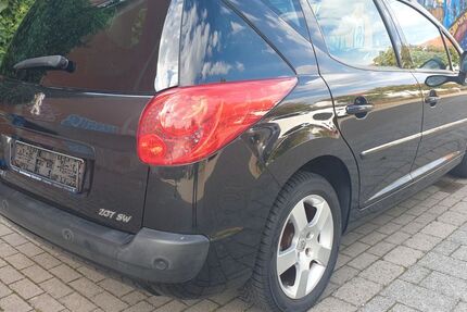 Peugeot 207 162.800 km 2.950 &euro; Bremen 28309