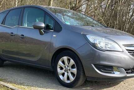 Opel Meriva 81.000 km 8.790 &euro; Bremen 28197