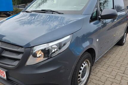Mercedes-Benz Vito 105.800 km 10.400 &euro; Bremen 28197