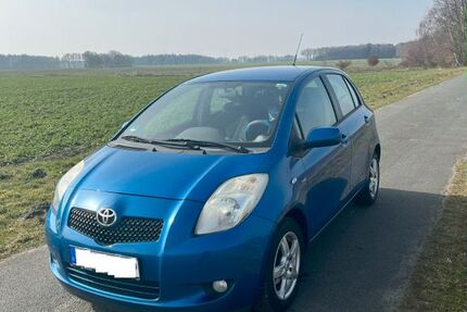 Toyota Yaris 275.000 km 1.450 &euro; Harpstedt 27243