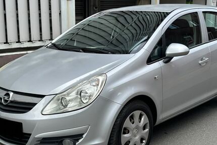 Opel Corsa 149.000 km 2.900 &euro; Bremen 28215