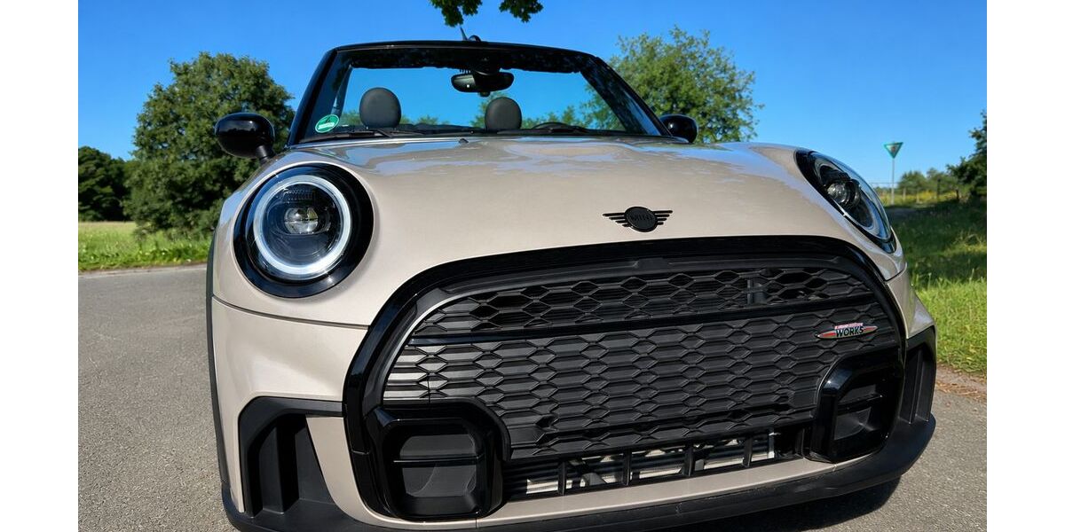 Mini Cooper Cabrio 12.371 km 27.900 &euro; Bremen 28355