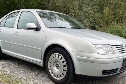 VW Bora 136.000 km 2.690 &euro; Bremen 28197