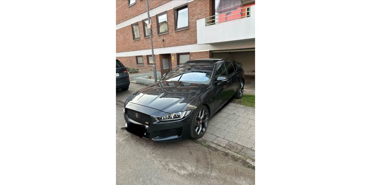 Jaguar XE 120.000 km 22.000 &euro; Bremen 28211