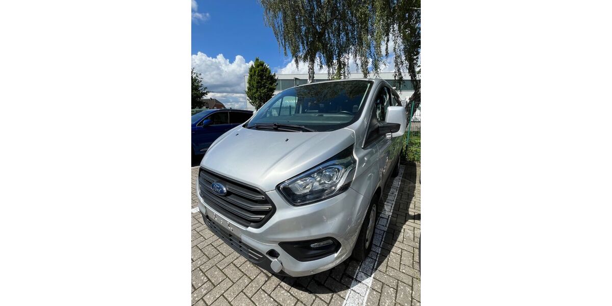 Ford Transit 142.500 km 11.999 &euro; Ganderkesse 27777