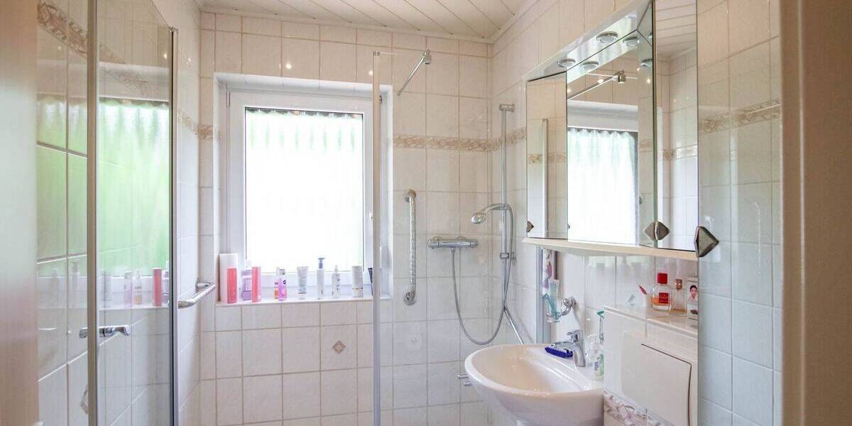 Reihenmittelhaus Bremen Ellenerbrok-Schevemoor - 4 Zimmer, 100 m&sup2;, 299.000&euro; | Angebot:26815902