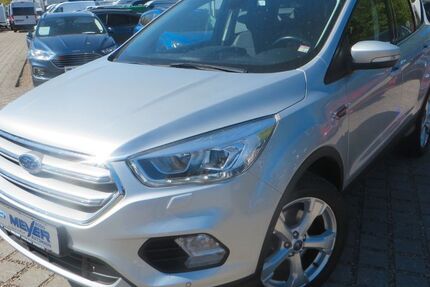 Ford Kuga 139.193 km 14.990 &euro; Achim-Baden 28832