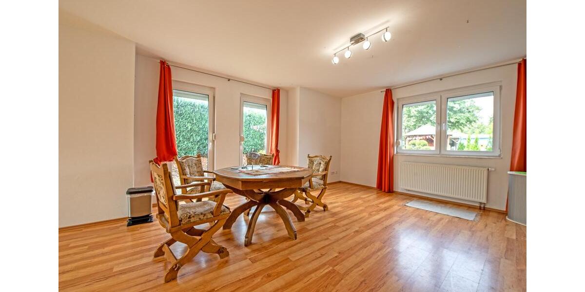 Erdgeschoßwohnung Syke - 3 Zimmer, 100 m&sup2;, 990&euro; | Angebot:24839017