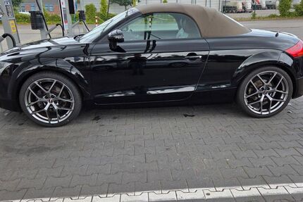 Audi TT 138.000 km 7.500 &euro; DELMENHORST 27755