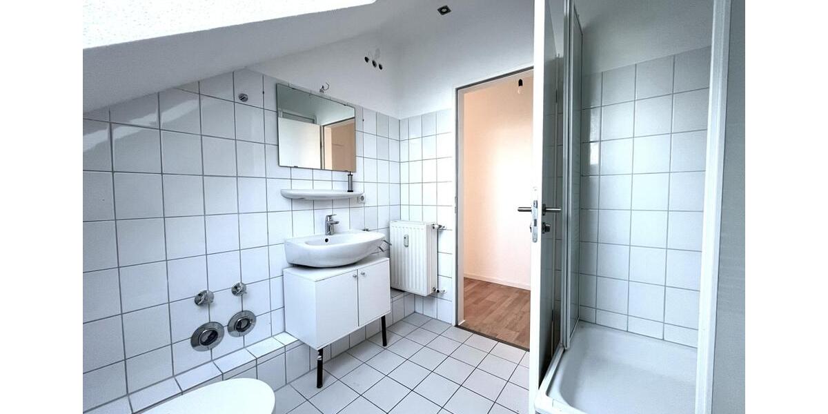 Dachgeschoßwohnung Oyten - 3 Zimmer, 70 m&sup2;, 640&euro; | Angebot:26022670