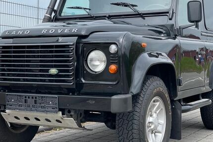 Land Rover Defender 145.000 km 39.900 &euro; Bremen 28279