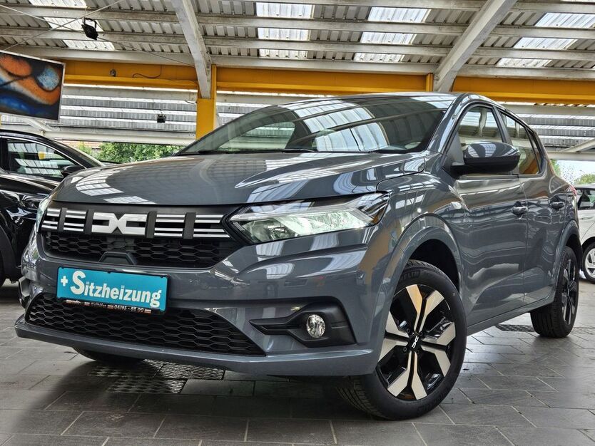 Dacia Sandero 7.200 km 15.475 € Wallhöfen bei Bremen 27729