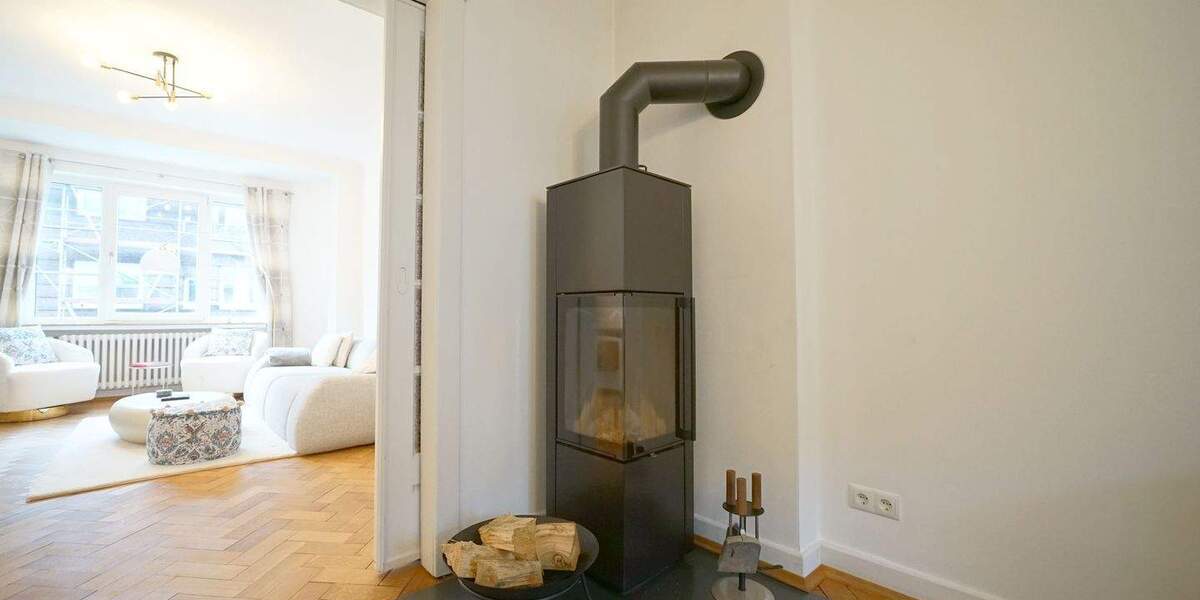 Reihenmittelhaus Bremen Schwachhausen - 8 Zimmer, 207 m&sup2;, 949.000&euro; | Angebot:25769345