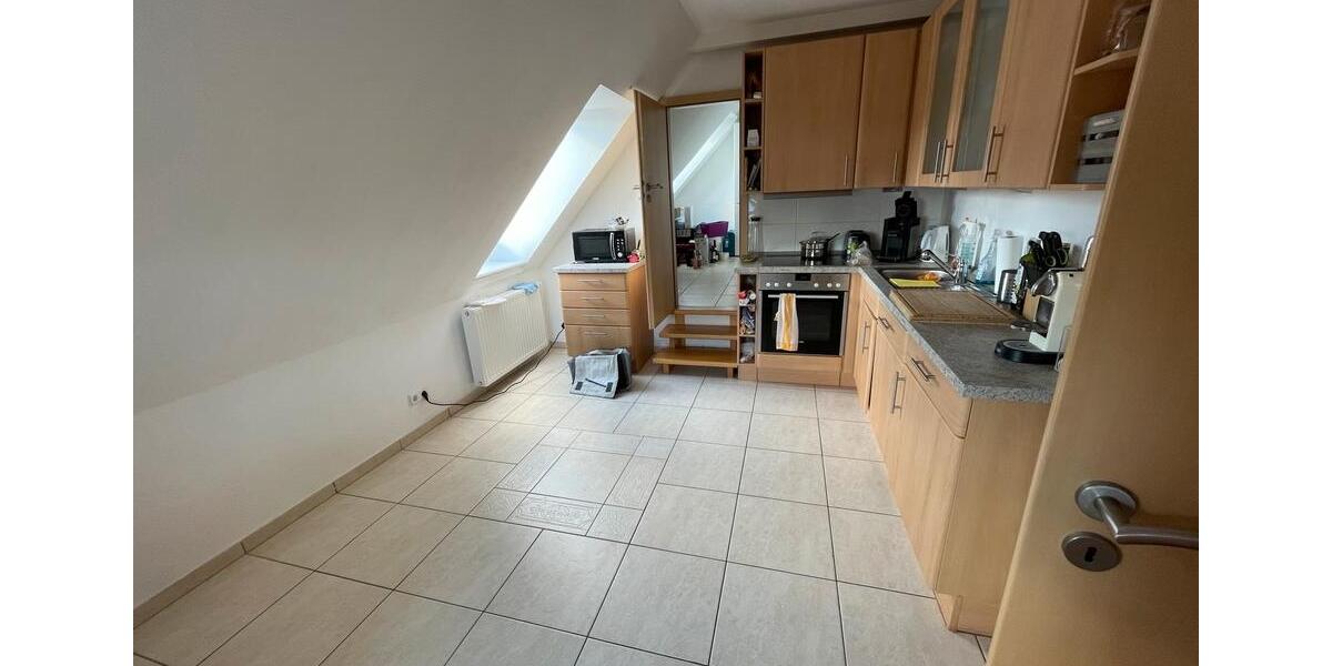 Dachgeschoßwohnung Weyhe - 3.5 Zimmer, 92 m&sup2;, 245.000&euro; | Angebot:25267899