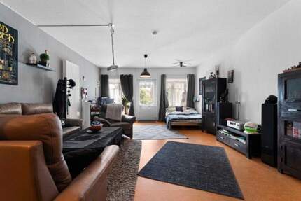 Platz für Ihre Wohnideen: Zweifamilienhaus mit Ausbaupotenzial 9 zimmer