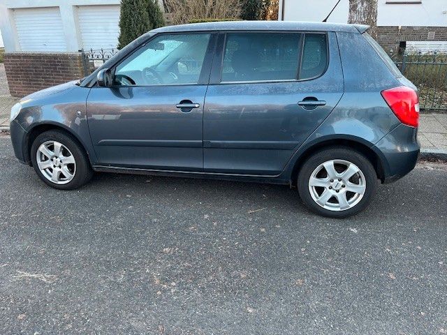 Skoda Fabia 87.000 km 4.750 &euro; Bremen 28355