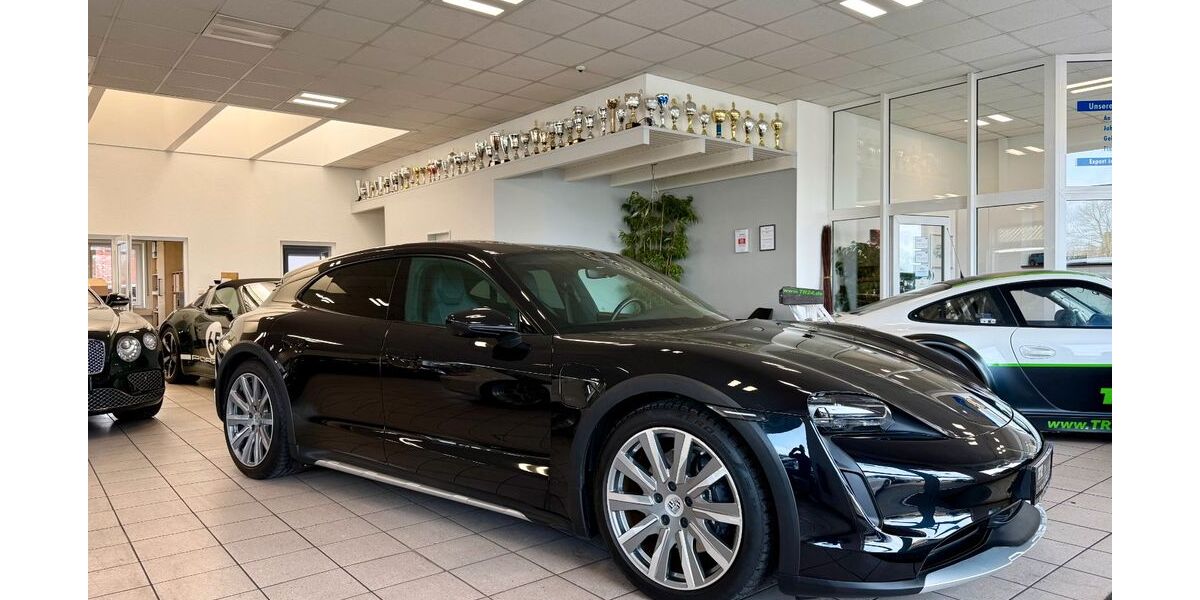 Porsche Taycan 29.981 km 66.850 &euro; Stuhr-Bremen 28816